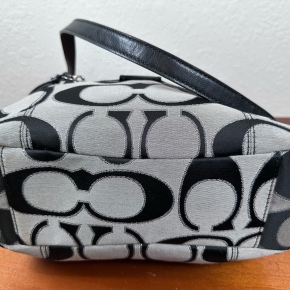 Coach Black and Gray Signature Tote
Bag-Preowned - Picture 3 of 12